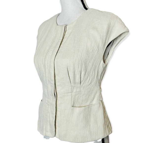 J. Crew Beige Tweed Capped Sleeves Popover Top. Size 2 - Picture 4 of 12